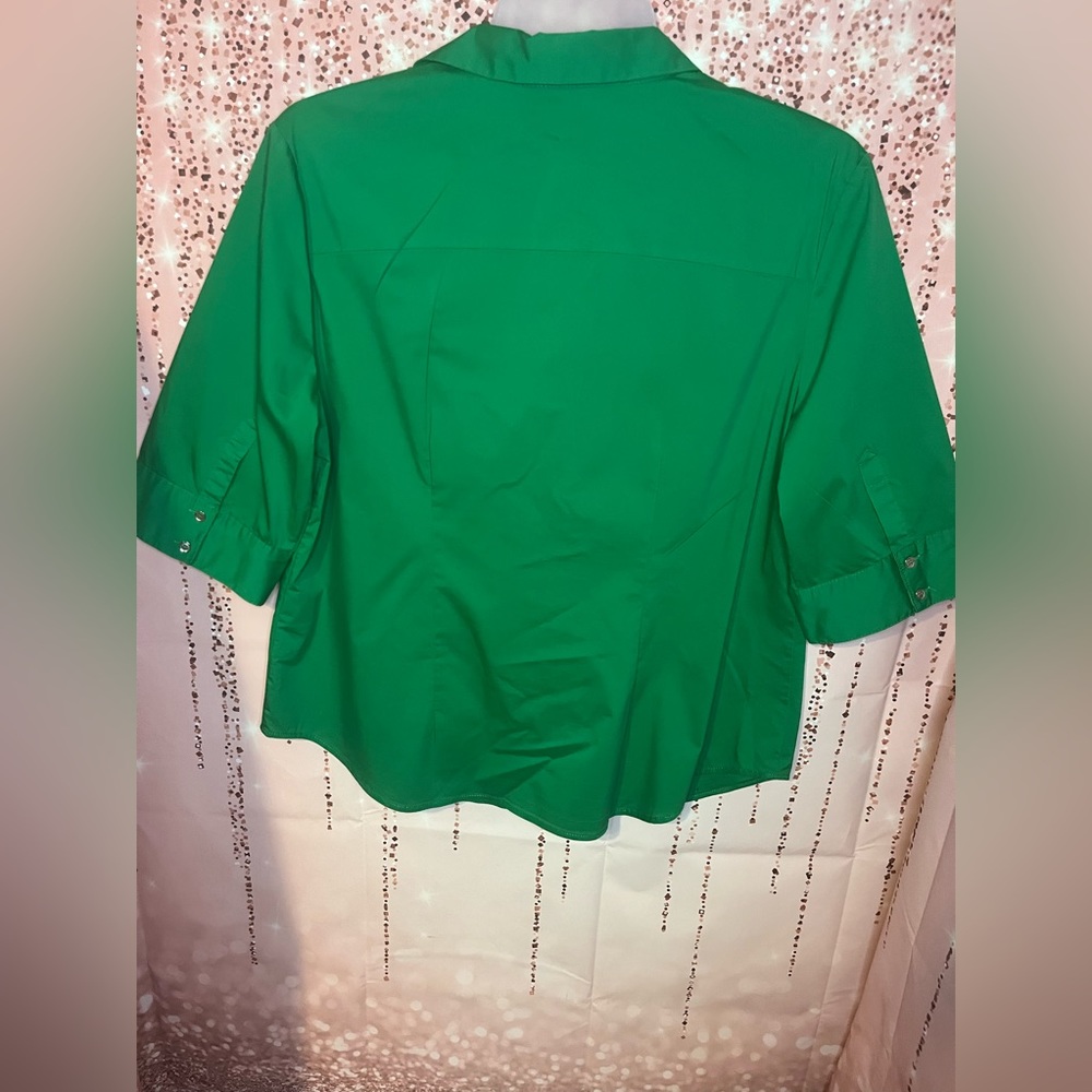 New York & Company - 7th Avenue Design Studio Half Sleeved V-Neck Button Down - Picture 3 of 8